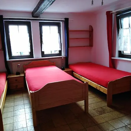Fachwerkhaus In D 63667 Fuer 8 Bis 12 Personen * Nidda