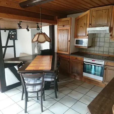 Fachwerkhaus In D 63667 Fuer 8 Bis 12 Personen 公寓 Nidda