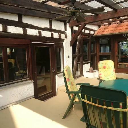 Fachwerkhaus In D 63667 Fuer 8 Bis 12 Personen דירה