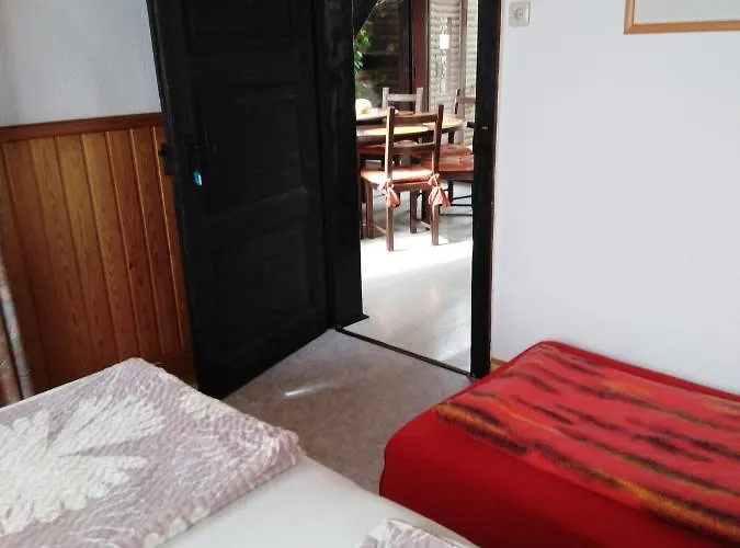 아파트 Fachwerkhaus In D 63667 Fuer 8 Bis 12 Personen *