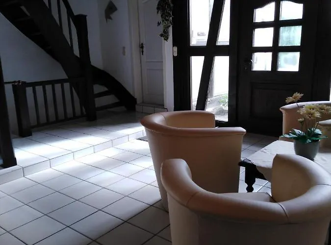 아파트 Fachwerkhaus In D 63667 Fuer 8 Bis 12 Personen