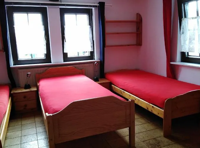 Fachwerkhaus In D 63667 Fuer 8 Bis 12 Personen * Nidda