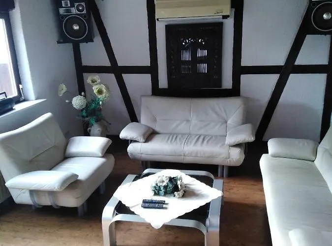 Fachwerkhaus In D 63667 Fuer 8 Bis 12 Personen * Nidda