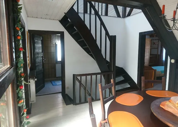 Fachwerkhaus In D 63667 Fuer 8 Bis 12 Personen 아파트 Nidda